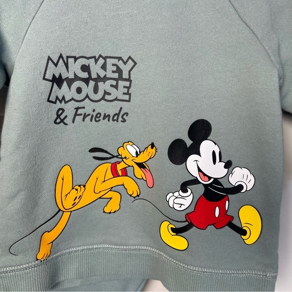 H&M Mickey Mouse & Friends Green Sweatshirt and Pants Set 6-9 Months Baby - Picture 3 of 6